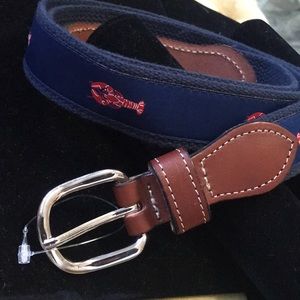Real- new Vineyard vines belt
